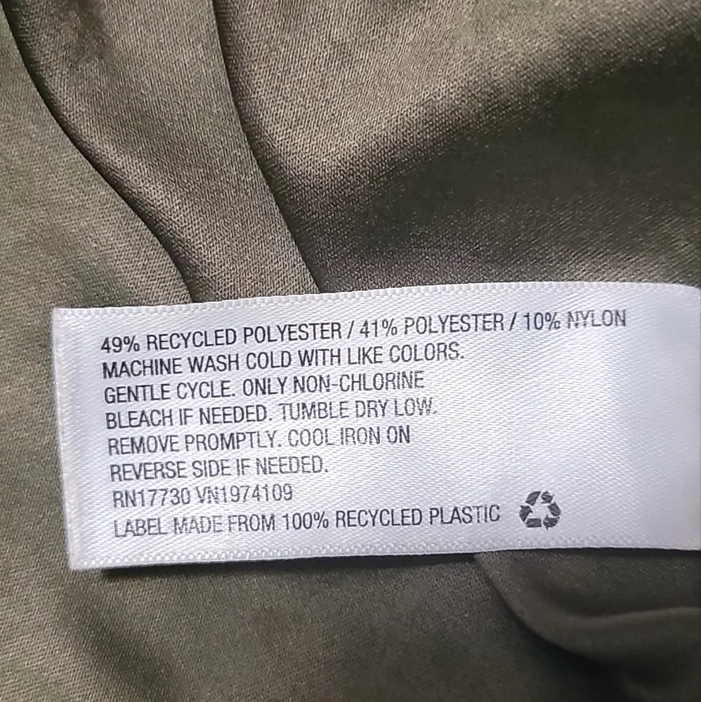 Wild Fable Cargo Pants Size Medium EUC - Picture 6 of 7